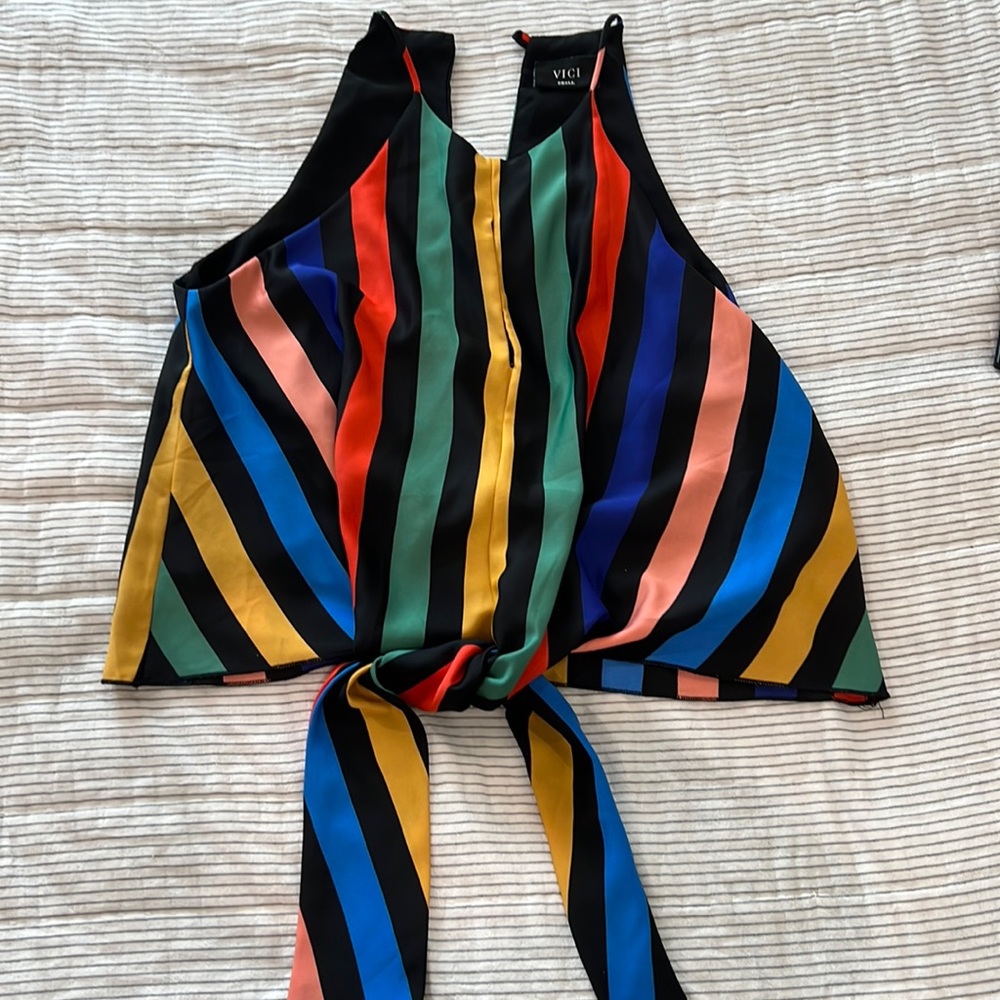 Vici Tank Top Size Small